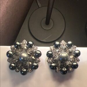 Vintage Marvella clip earrings